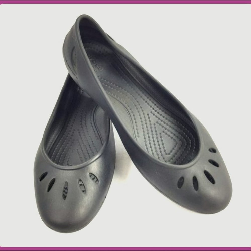 CROCS WOMEN Kelli Flat Iconic Comfort Ballet Black Slip On New Different Sizes.
